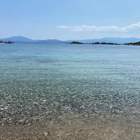Eleni's Seaside House *