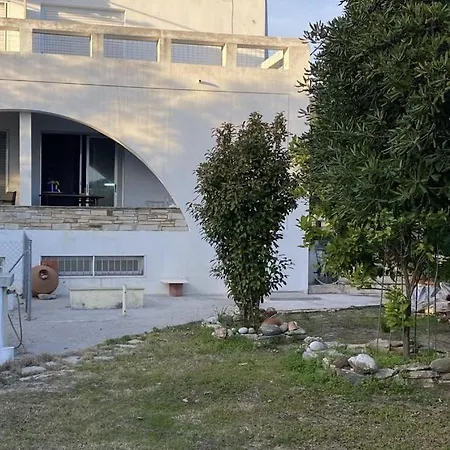 Eleni's Seaside House Holiday home *
